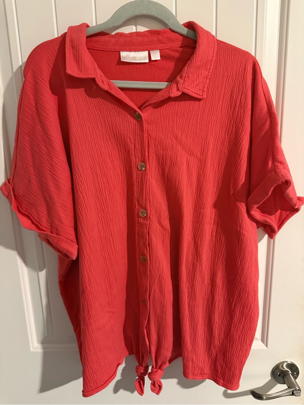 Belle by Kim Gravel Coral Button-Front Tie-Hem Top — 2X